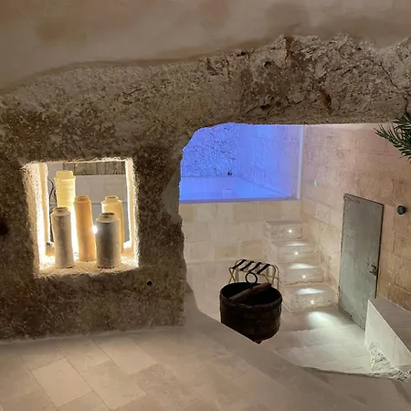 Cave With Private Pool In Center